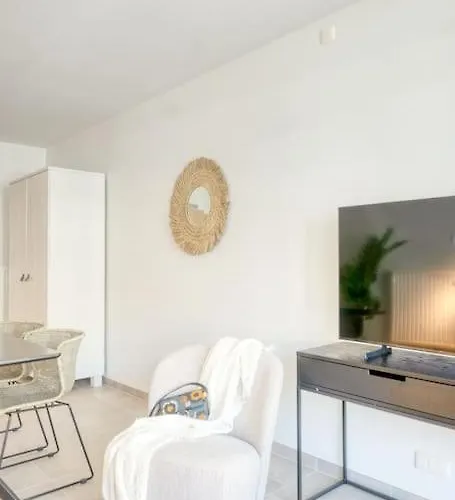 Apartamento Seaside Escape Perfect For 5 In *